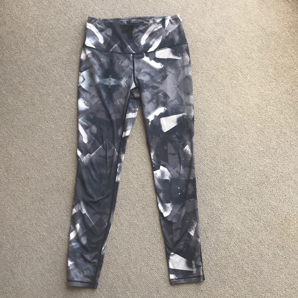 REEBOK LEGGINGS BLACK GRAY SPANDEX SIZE MEDIUM